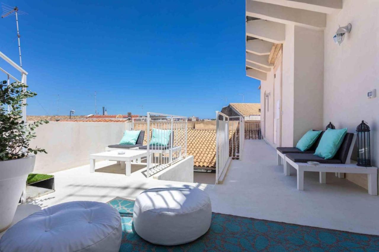 Ortigia Sunset Apartments - Xenia Sicily Villas Syracuse ภายนอก รูปภาพ